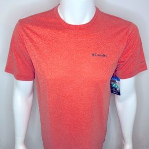 COLUMBIA RED SHORT SLEEVES T-SHIRT, SIZE MEDIUM, “OMNI-WICK” TECHNOLOGY